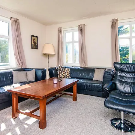 Σπίτι διακοπών 4 Person In *